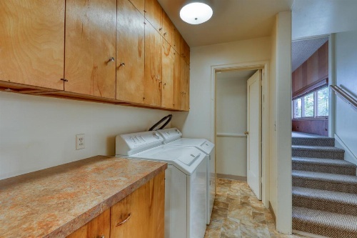 Classy Craftsman image 10