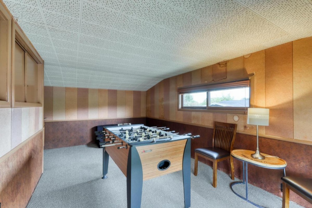 Classy Craftsman Image 15