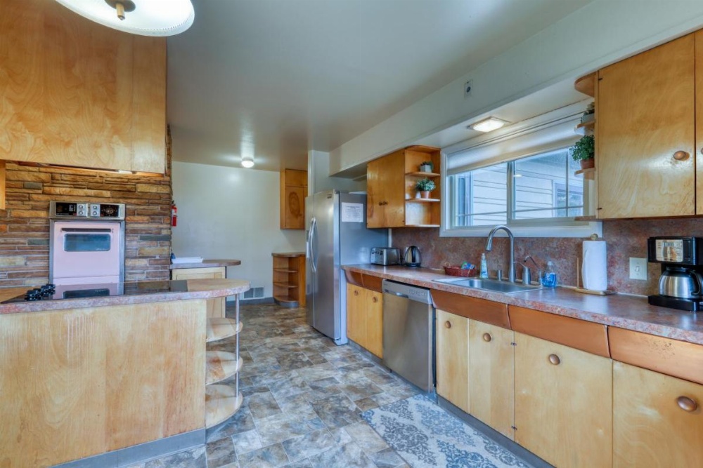 Classy Craftsman Image 19