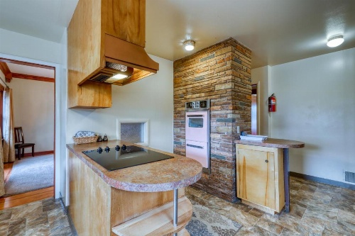 Classy Craftsman image 20