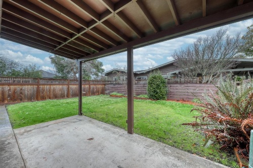 Classy Craftsman image 23